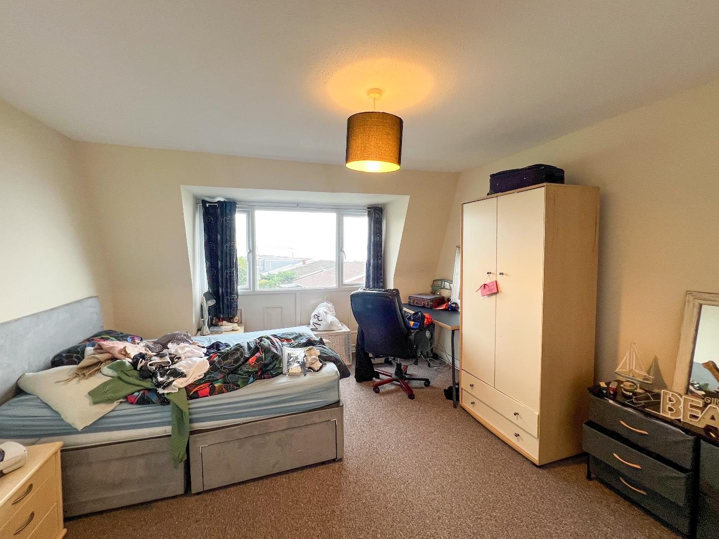 22 Somerset View, Ogmore By Sea, Vale Of Glamorgan CF32 OPP